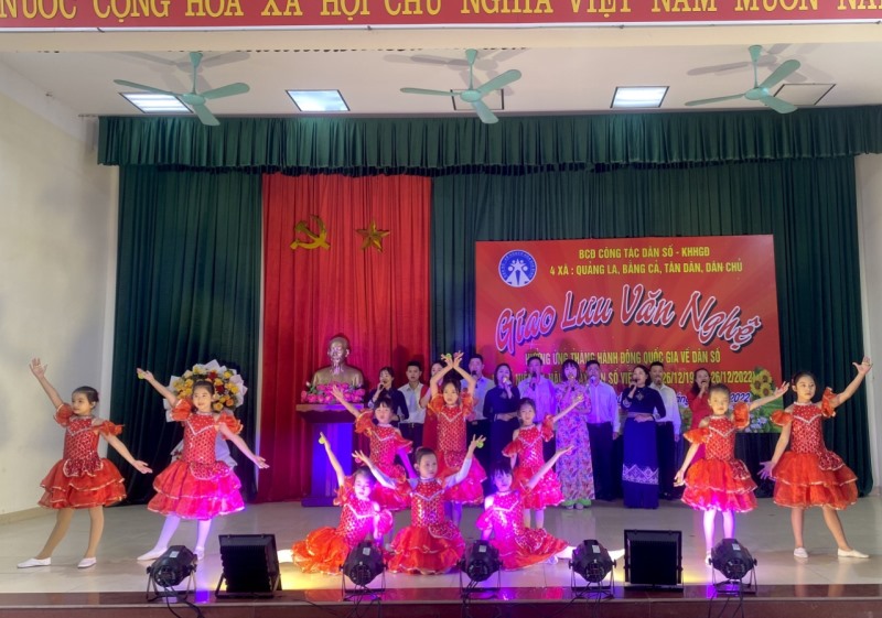 Giao lưu văn nghệ Hưởng ứng Tháng hành động Quốc gia về  Dân số  và Ngày Dân số Việt Nam 26/12/2022